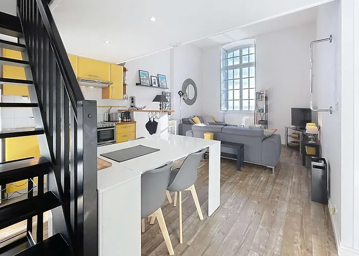 Cocon Avec Wifi Et Parking Près - Fr-1-361-571 * Granville