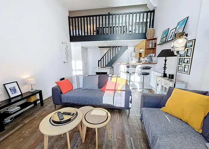 Cocon Avec Wifi Et Parking Près - Fr-1-361-571 Appartement Granville